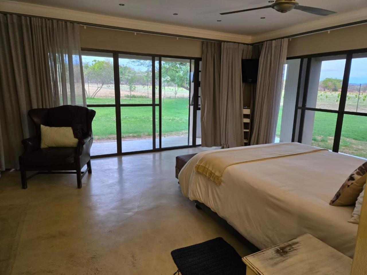 Kigeni Safari Lodge & Spa ヴァールウォーター 部屋 写真